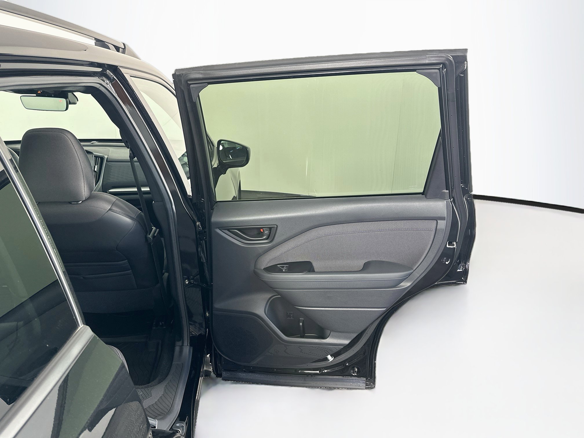 Used 2026 Subaru Forester Premium AWD/4WD image 32