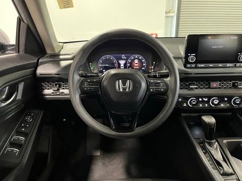 Used 2024 Honda Accord EX image 21