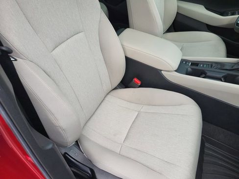 Certified 2025 Honda Accord SE image 19