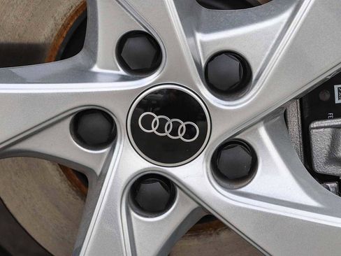 New 2025 Audi Q5 Premium Plus image 15