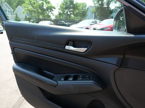 Used 2019 Nissan Altima 2.5 S FWD image 15