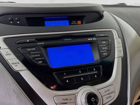 Used 2011 Hyundai Elantra GLS FWD image 14