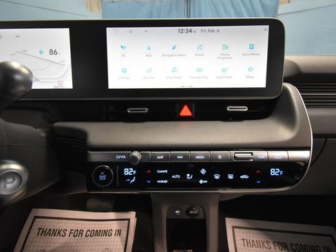 Used 2022 Hyundai Ioniq 5 SE image 18