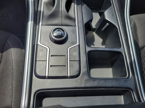 Used 2023 Kia Sorento LX FWD image 30