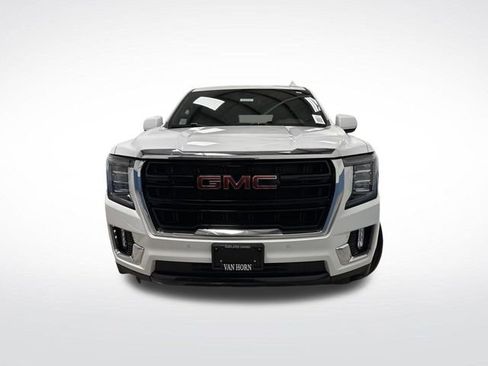 Used 2024 GMC Yukon XL SLE image 9
