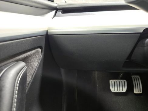 Used 2023 Tesla Model 3 Performance image 14