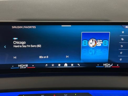 Used 2025 BMW X3 xDrive30i w/ Convenience Package image 18