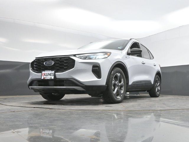 Used 2025 Ford Escape ST-Line FWD image 47