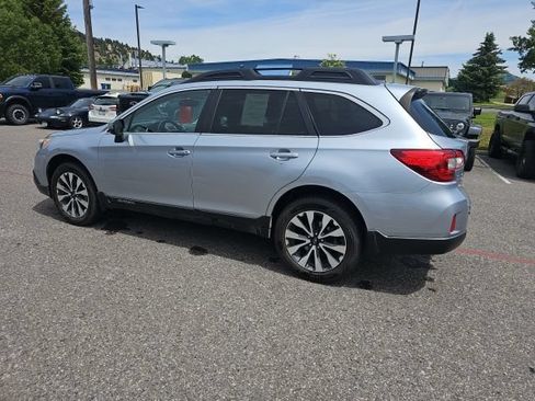 Used 2016 Subaru Outback 3.6R Limited AWD/4WD image 6