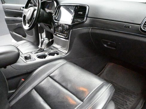 Used 2021 Jeep Grand Cherokee Limited w/ Quick Order Package 28K 80th image 16