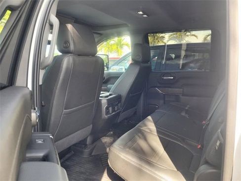 Used 2023 GMC Sierra 2500 Denali w/ Denali Ultimate Package AWD/4WD image 4