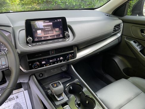 Used 2026 Nissan Rogue Dark Armor FWD image 22