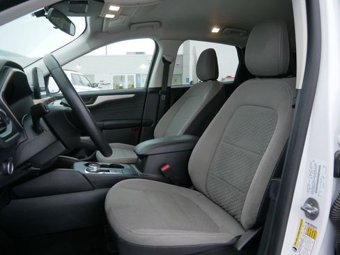 Used 2022 Ford Escape SE w/ Convenience Package image 9