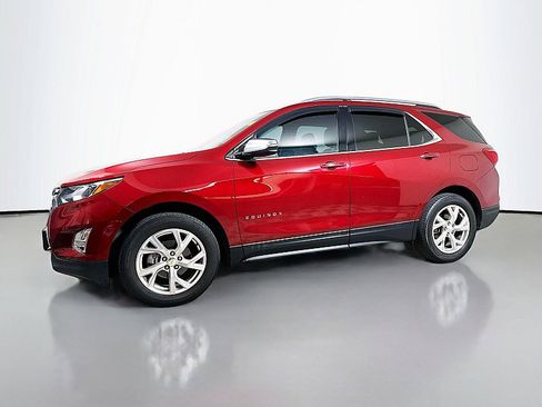 Used 2018 Chevrolet Equinox Premier image 3