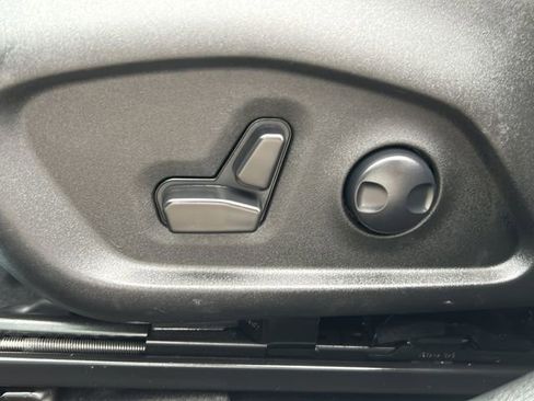 Used 2022 Jeep Compass Limited w/ Sun and Sound Group image 22