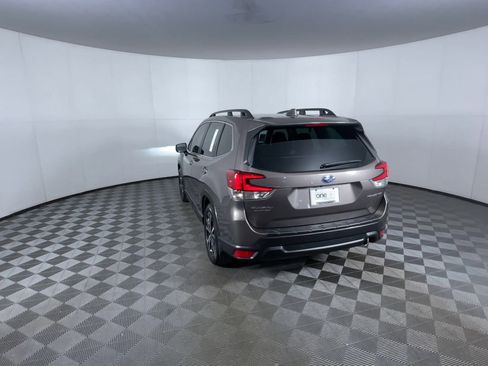 Used 2023 Subaru Forester Limited image 7