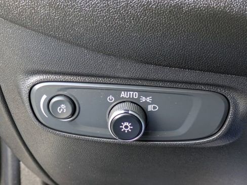 Used 2023 Chevrolet Equinox RS image 24