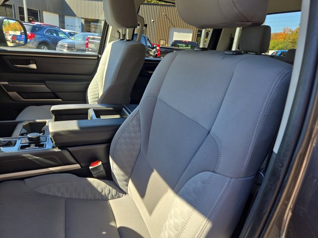 Used 2024 Toyota Tundra SR5 AWD/4WD image 28