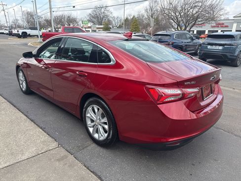 Used 2021 Chevrolet Malibu LT image 4