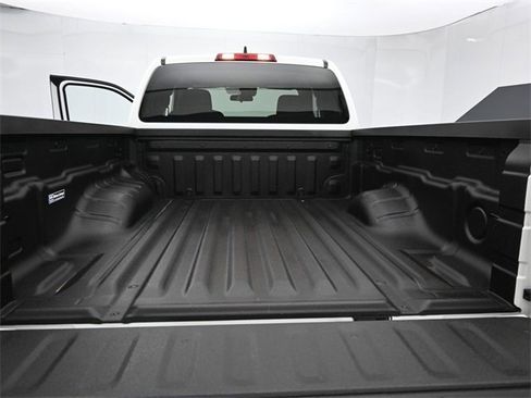 Used 2023 Nissan Frontier SV w/ Technology Package image 35