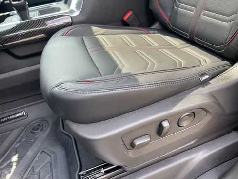 New 2025 Chevrolet Silverado 1500 RST AWD/4WD image 19