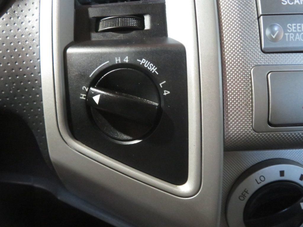 Used 2010 Toyota Tacoma 4x4 Double Cab w/ TRD Sport Pkg w/JBL Audio image 39