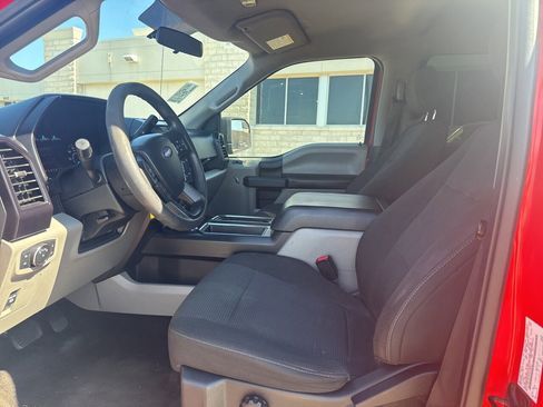 Used 2017 Ford F150 XL w/ Equipment Group 101A Mid image 11