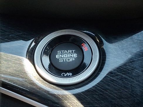 Certified 2022 Jeep Grand Cherokee Trailhawk w/ Luxury Tech Group III image 24