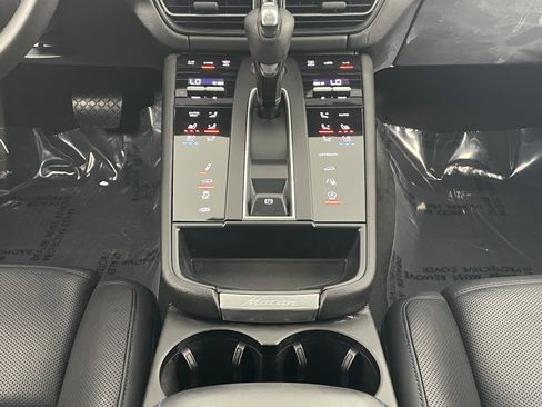 Certified 2023 Porsche Macan GTS AWD/4WD image 20