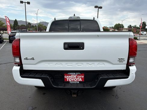 Certified 2023 Toyota Tacoma SR AWD/4WD image 4