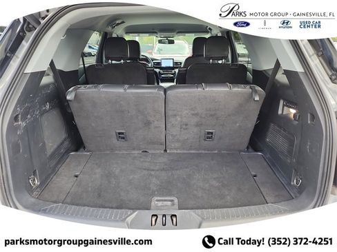 Certified 2023 Ford Explorer Limited w/ Equipment Group 301A image 8