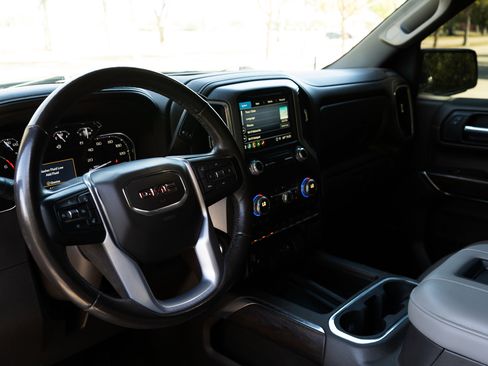 Used 2019 GMC Sierra 1500 SLT w/ SLT Premium Plus Package image 16