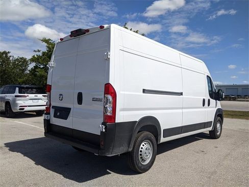 New 2026 RAM ProMaster 2500 w/ Convenience Group image 4