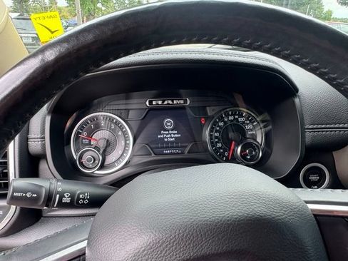 Used 2019 RAM 1500 Laramie AWD/4WD image 22