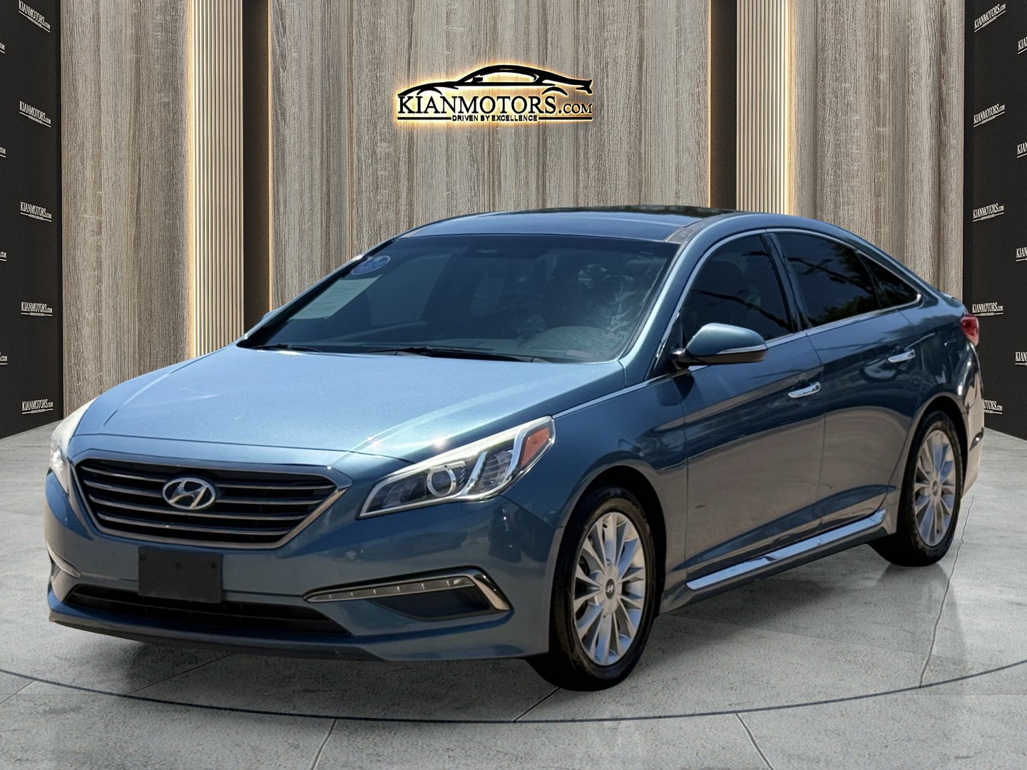 Used 2015 Hyundai Sonata Limited w/ Option Group 05 FWD image 3