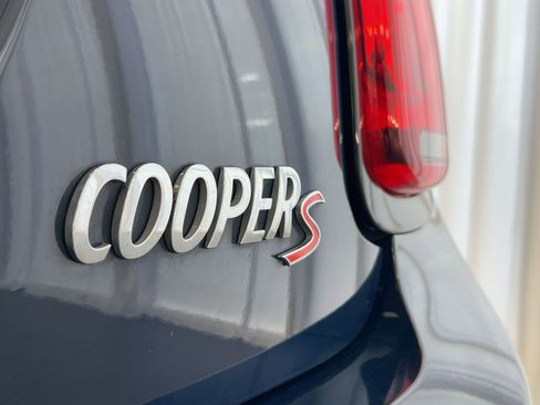 Used 2019 MINI Cooper S image 34