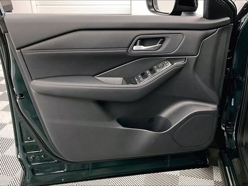 New 2026 Nissan Rogue SV AWD/4WD image 61