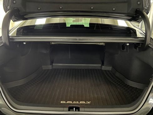 Certified 2021 Toyota Camry SE image 40