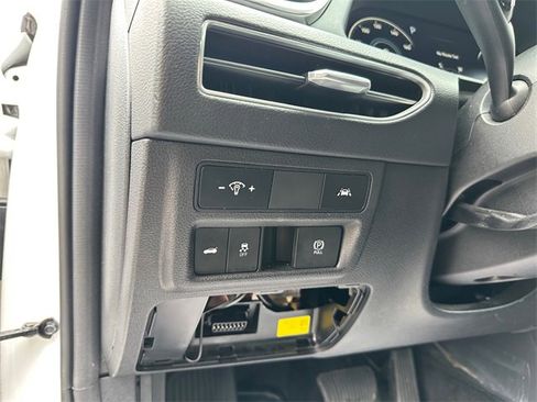 Used 2023 Hyundai Sonata Limited image 21
