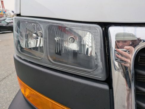 Used 2024 GMC Savana 2500 w/ Driver Convenience Package image 11