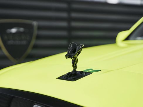 Used 2024 Rolls-Royce Cullinan image 8