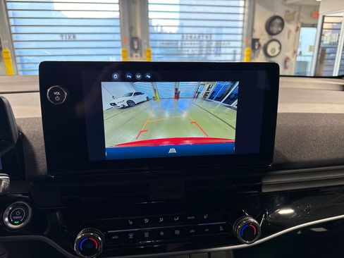 Used 2024 Honda Prologue EX image 20