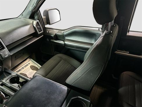 Used 2018 Ford F150 XLT w/ Equipment Group 302A Luxury image 26