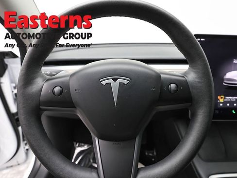 Used 2023 Tesla Model 3 Standard Range RWD image 10