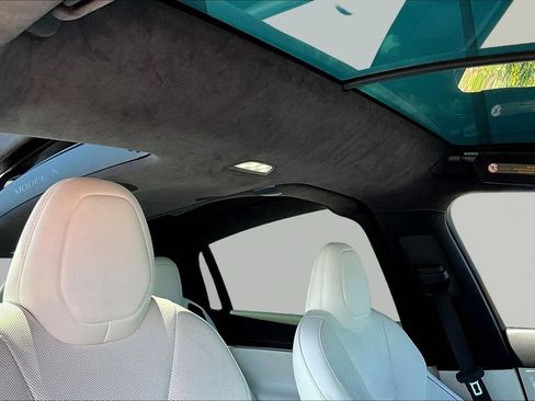 Used 2022 Tesla Model X Plaid AWD/4WD image 28