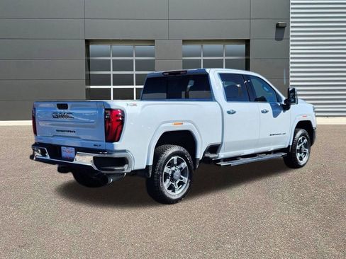 New 2026 GMC Sierra 3500 SLT AWD/4WD image 5