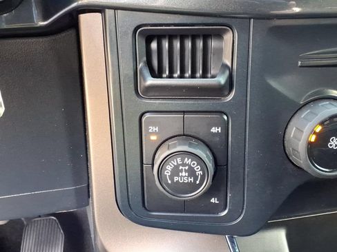 Used 2025 Ford F150 STX w/ Equipment Group 201A FX4 AWD/4WD image 27
