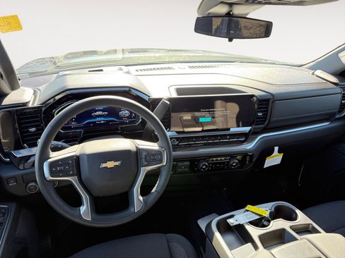 Used 2023 Chevrolet Silverado 1500 LT w/ Convenience Package II image 15