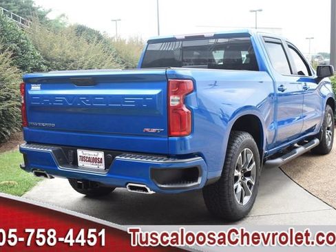 Used 2023 Chevrolet Silverado 1500 RST AWD/4WD image 11