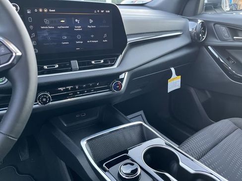 New 2026 Chevrolet Equinox LT w/ Safety and Technology Package image 14